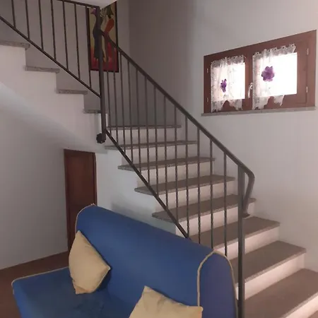 Villa Su Due Livelli Super Accessoriata