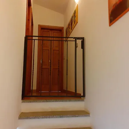 Villa Su Due Livelli Super Accessoriata SantʼAnna Arresi