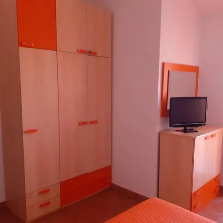 Villa Su Due Livelli Super Accessoriata *