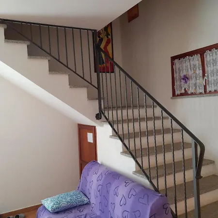Su Due Livelli Super Accessoriata Villa *