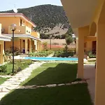 Su Due Livelli Super Accessoriata Villa