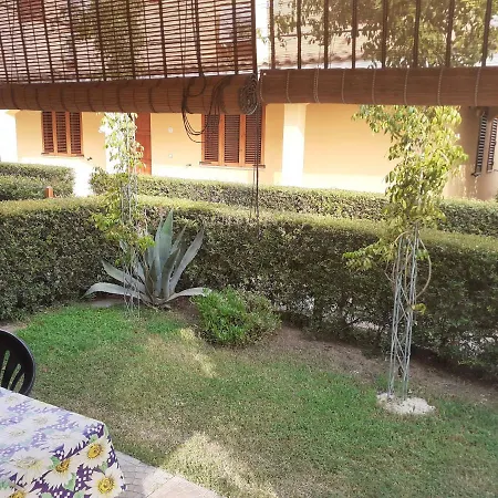 Vila Su Due Livelli Super Accessoriata SantʼAnna Arresi