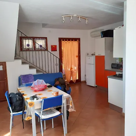 Su Due Livelli Super Accessoriata