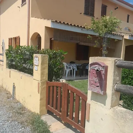 Vila Su Due Livelli Super Accessoriata SantʼAnna Arresi