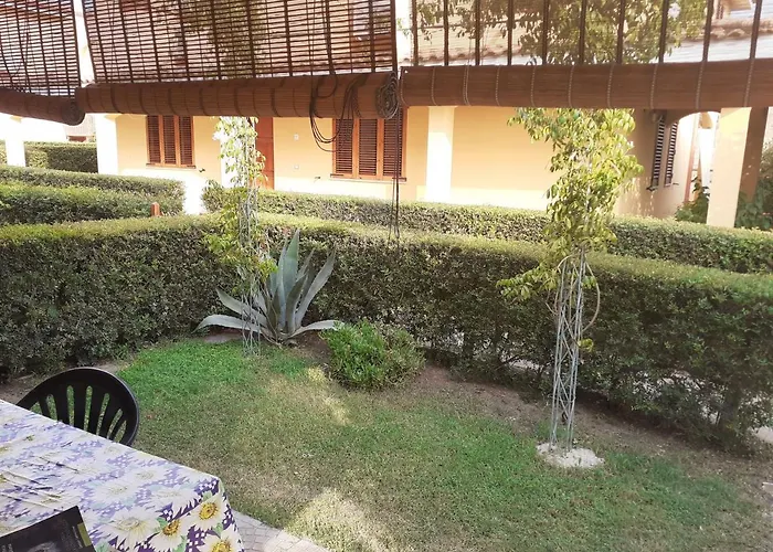 Villa Su Due Livelli Super Accessoriata SantʼAnna Arresi