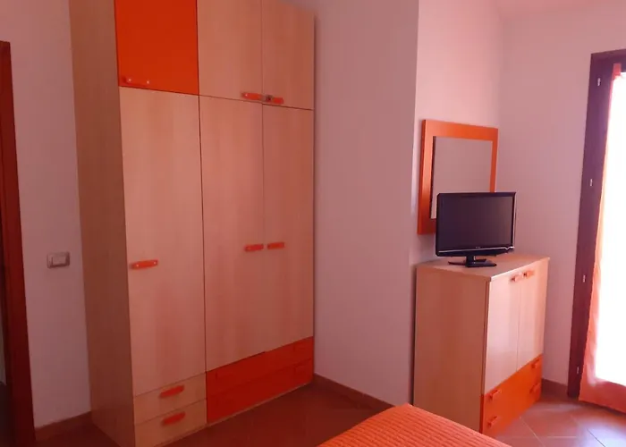 Vila Su Due Livelli Super Accessoriata *