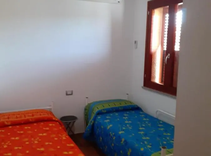 Su Due Livelli Super Accessoriata Villa SantʼAnna Arresi