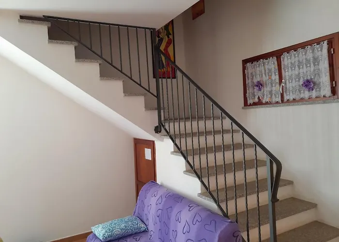 Su Due Livelli Super Accessoriata Villa *